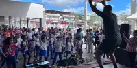 Sábado animado na Praça Central de São Gonçalo do Rio Abaixo