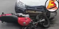Motociclista sofre fratura exposta após colisão com picape em cruzamento de Itabira; Veja Vídeo