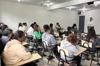 Secretaria de Educação apresenta novo Regimento Interno às monitoras do Transporte Escolar