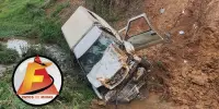 Carro cai em córrego em Contagem e motorista de 60 anos morre