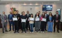 Câmara de São Gonçalo realiza uma noite de homenagens com a entrega de moções de aplausos