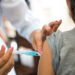 Vacinação anti-HPV de alunos da Escola Estadual Jarbas PAssarinho, na manhã desta quarta-feira, 14, em Belém.

FOTO: NAILANA THIELY / ASCOM UEPA
DATA: 14.06.2017
BELÉM - PARÁ